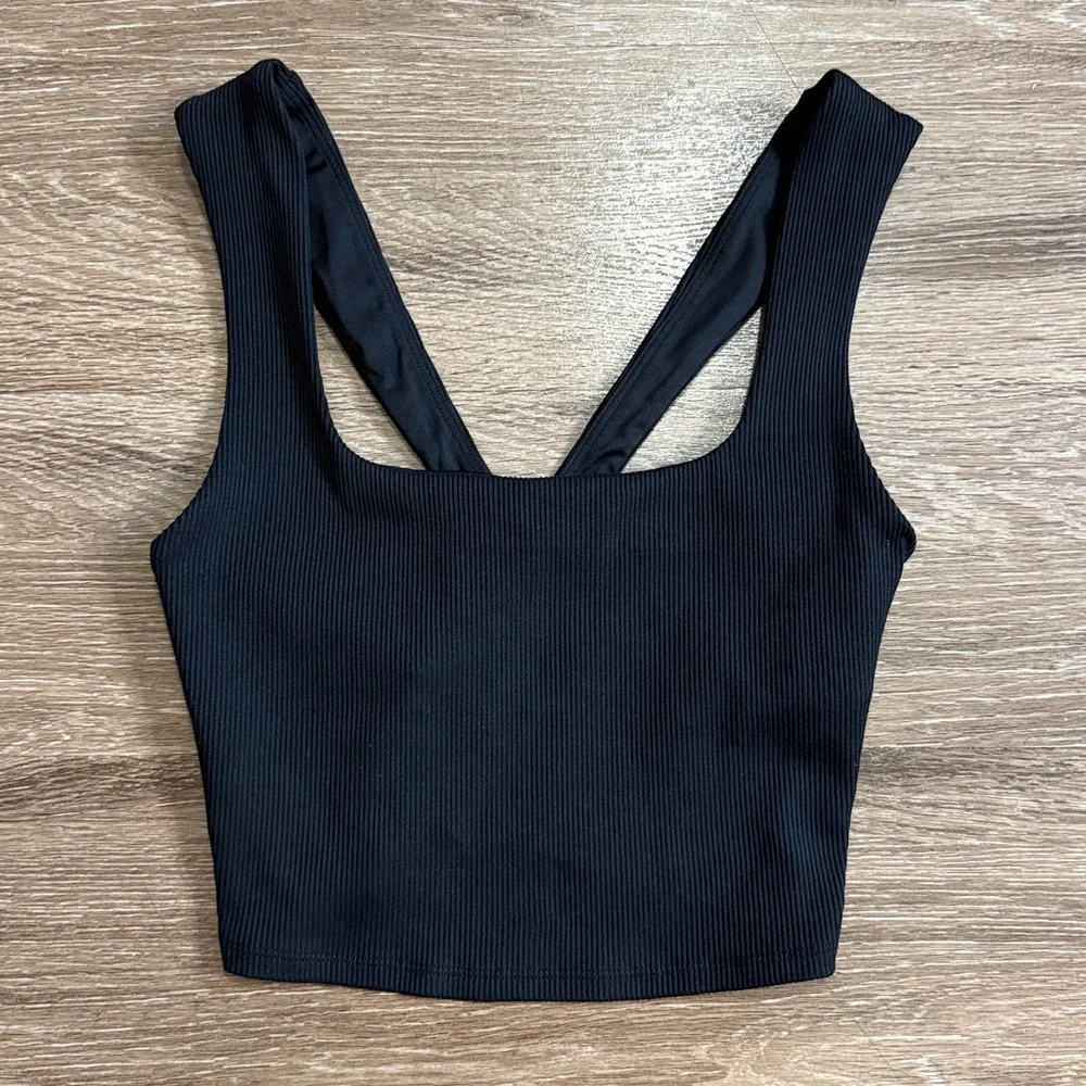 Alo Chic Ribbed Bra Tank Top